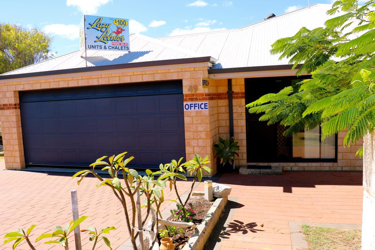 Lazy Lobster Holiday Units & Chalets Port Denison Esterno foto